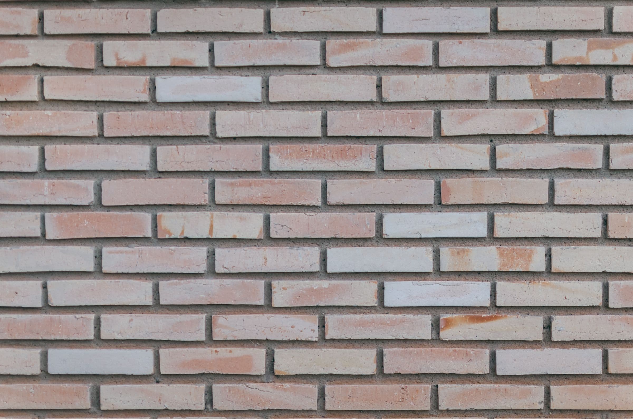 Helle Ziegelwand in Nahaufnahme